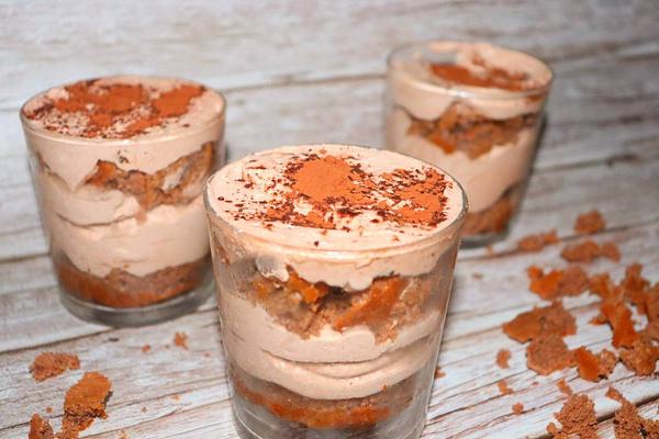 LCHF Tiramisu i glas