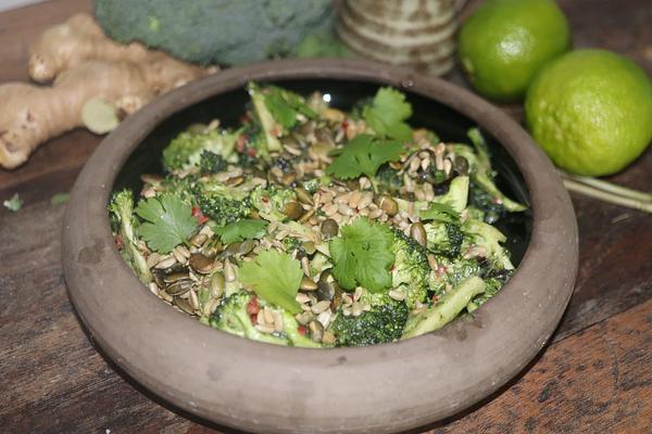 Indisk Broccolisallad
